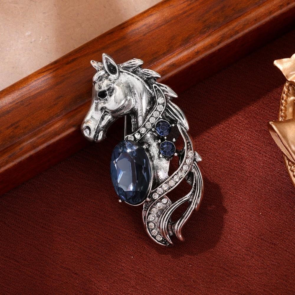 Horse Year Zodiac Horse Head Brooch Chinese New Year Metal Pony Badge Pin Zodiac Animal Pins Gift