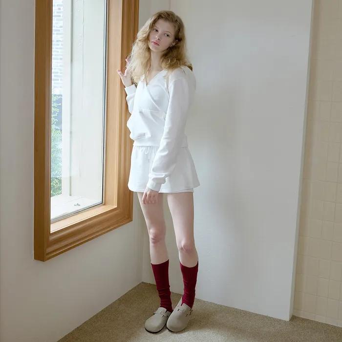 Letters Soft Knee-High Socks (Burgundy)