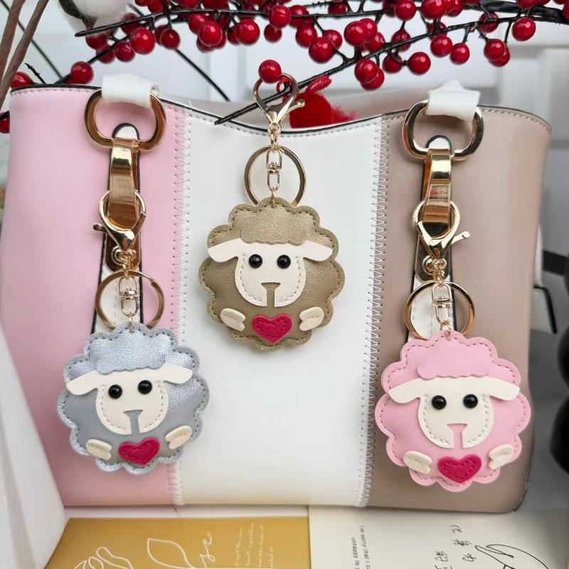 Cute Lamb Pu Leather Keychain Cartoon Sheep Bag Pendant Ornament Handbag Car Key Holder Decoration 2027 New Year Gifts