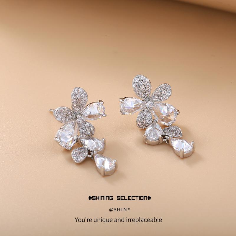 Boucles d'oreilles pendantes élégantes en Zircon AAA avec aiguille en cuivre
