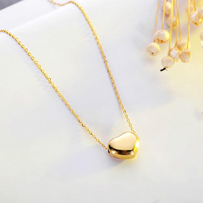 Korean Version of The Glossy Love Titanium Steel Clavicle Chain Pendant Necklace