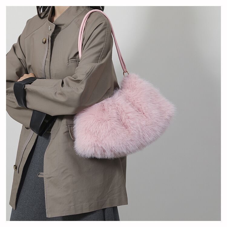 

Faux Rabbit Fur Plush Sholder Bag Fashion And Luxury Fur bag Women s Bags A Good Choice Tosend Friends High-end Plush Tote bags