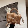 Autumn new small square bag niche design fashionable shoulder portable small satchel woven bag