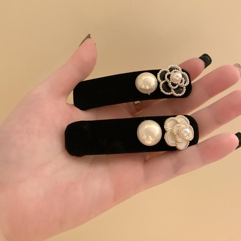 Vintage Gold Camellia Velvet Hair Claw Clips Women Bb Clips Fashion Hairpin Hair Accessories for Girls Female  Korean Style