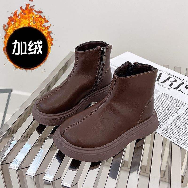 

Девичьи короткие ботинки осень и зима 2025 новая детская обувь ботинки Мартин британские кожаные ботинки принцессы бархатные детские ботинки 48 inner length 50