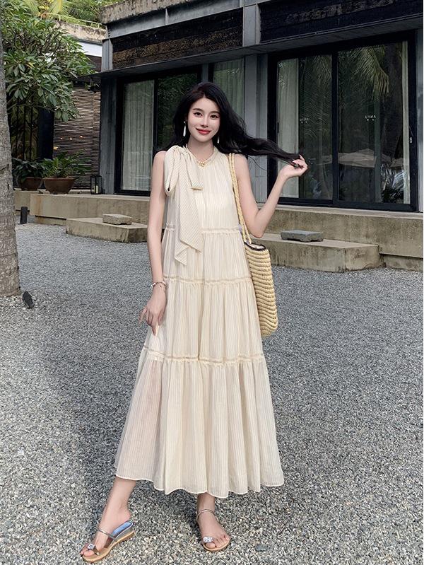 Striped Chiffon Halter Neck Summer Dress with Lace Stitching and Large Swing Skirt