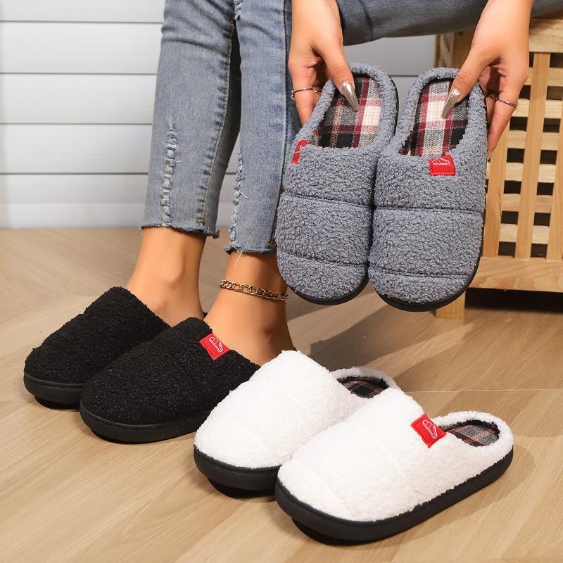 The New Shoes Are Warm At Home, with Thickened Indoor Semi-wrapping and Home Cotton Slippers for Warmth
