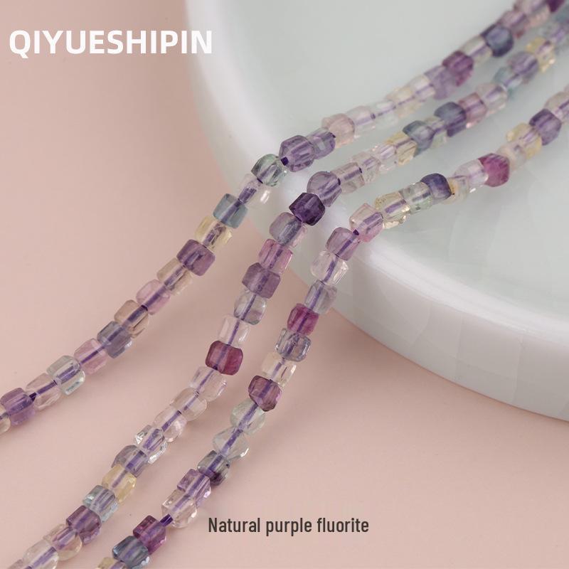 

Натуральная черная шпинель 2 мм, маленькие кристальные бусины в форме кубиков сахара для DIY проектов 2.3mm Small Cube ≈165 pieces/strand