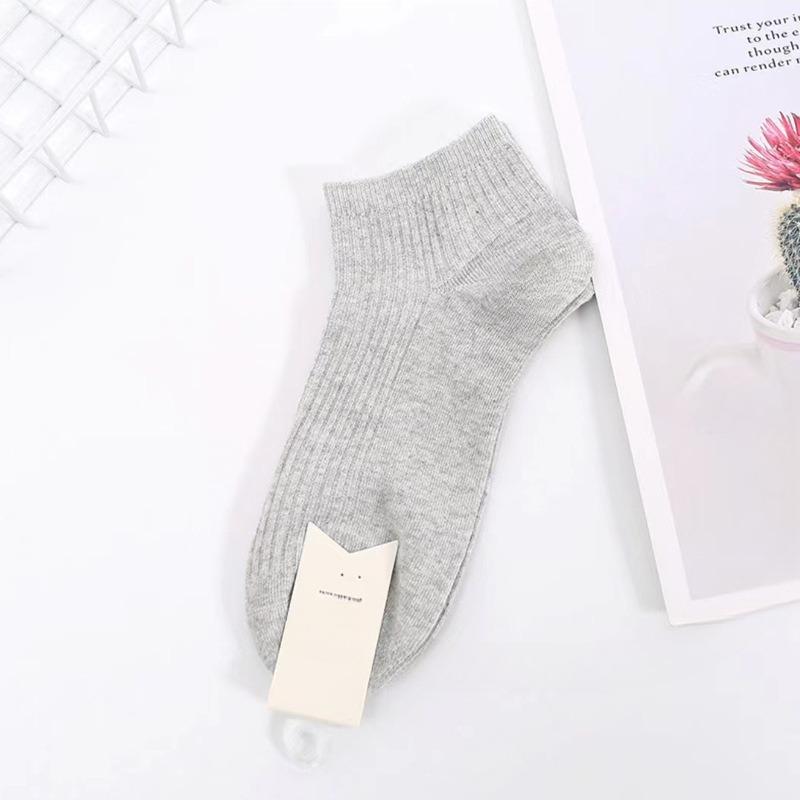 Ladies Spring and Summer Sweet Shallow Mouth Short Tube Low Top Cotton Socks