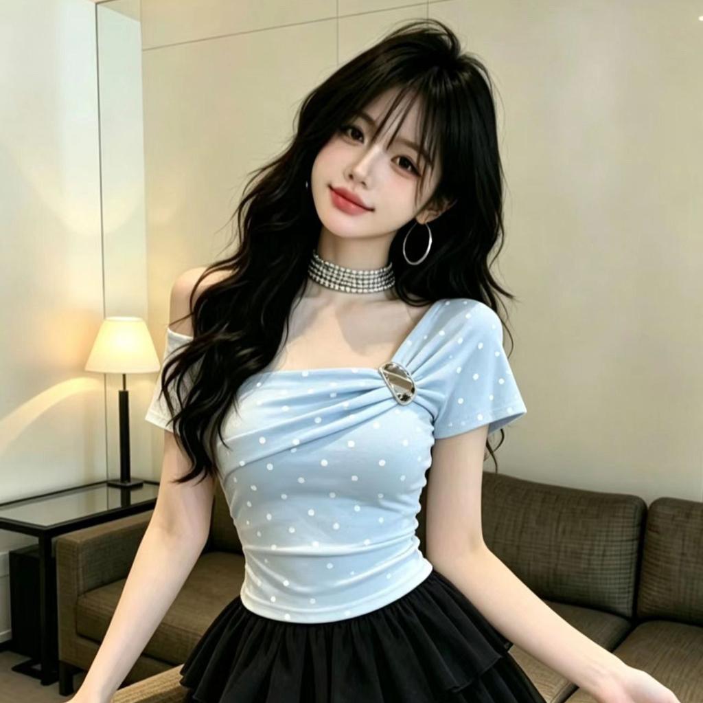 With chest pad irregular polka dot slanted shoulder sling vest women's summer new pure desire wind word shoulder tube top