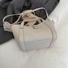 PU-Tragetasche Damen Mode Mini-Umhängetasche Lässig Tägliche Nutzung Crossbody-Handtasche mit Metallschnalle
