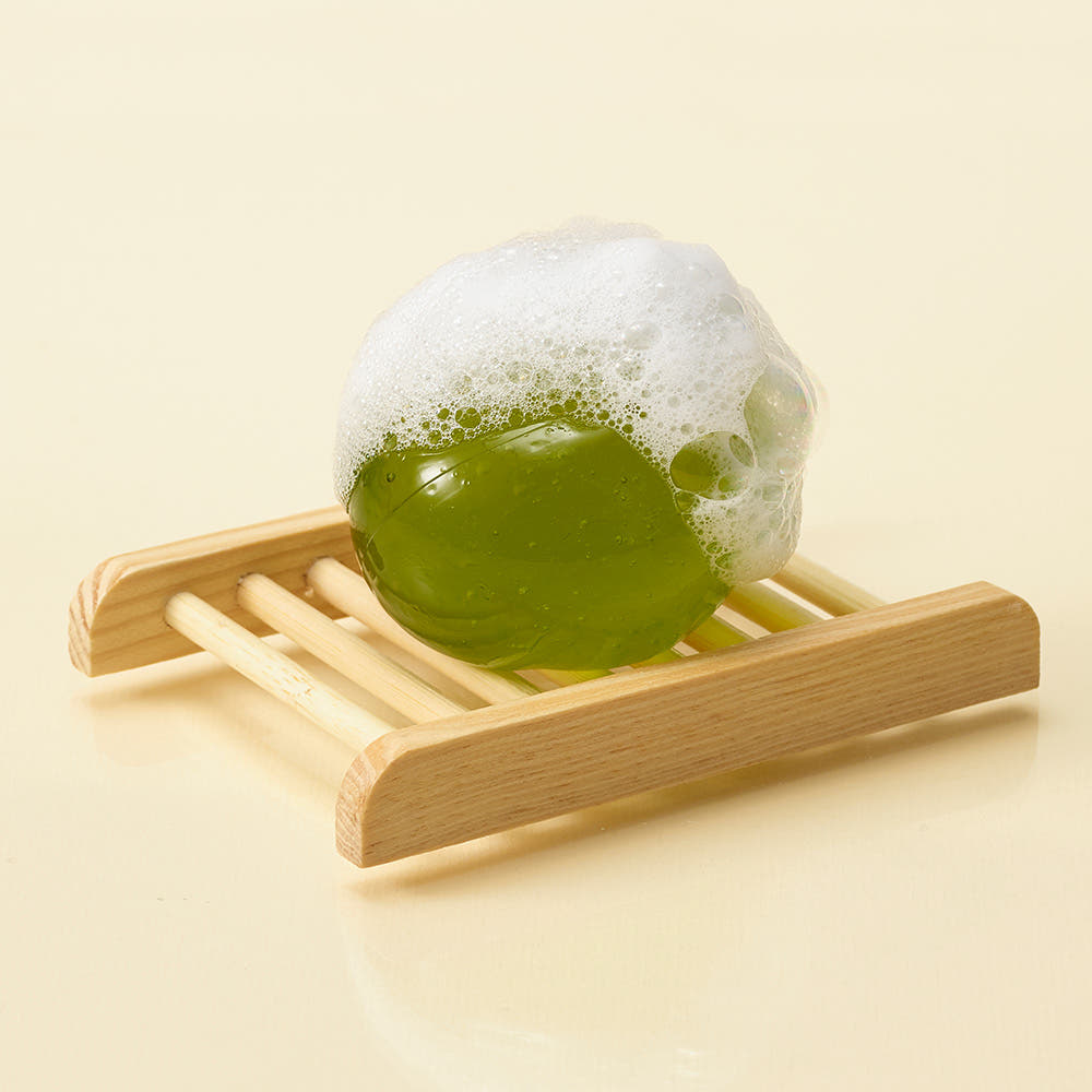 ONGREDIENTS Jeju Green Tea Cleansing Ball 110g with Foaming Net Gentle Hydrating Facial Cleanser
