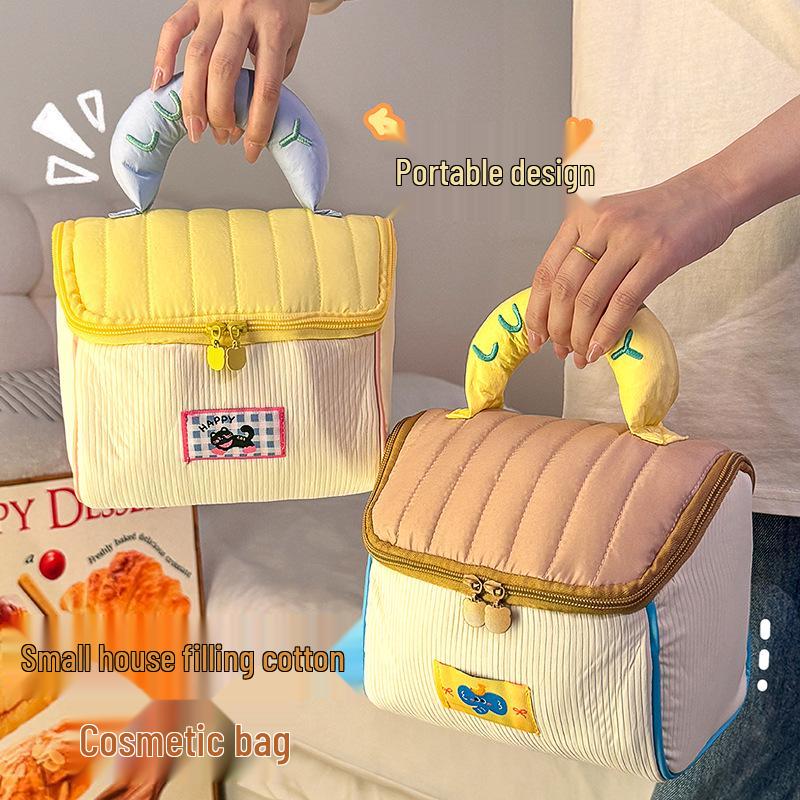Charming Large-Capacity Makeup Bag for Women - 2025 Portable, Partitioned Storage Travel Toiletry Handbag