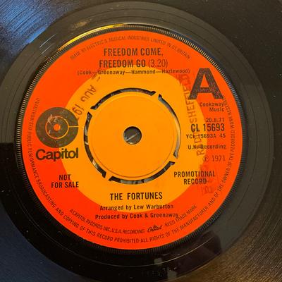 7inch Record FORTUNES - Freedom Come, Freedom Go  CL15693 Capitol Records 1971 UK Pop Used