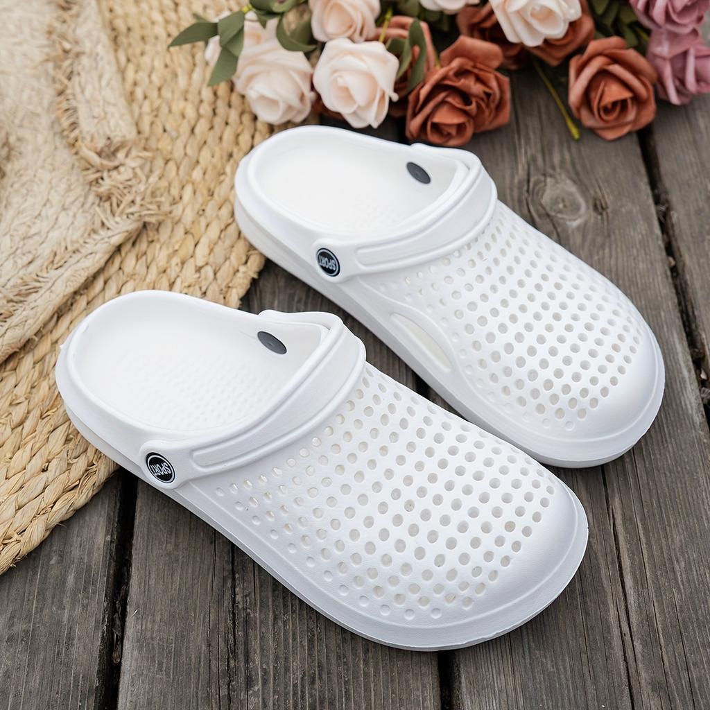 Thickened, Solid Color Unisex Clogs, Lightweight Non-Slip EVA Slides, Summer Indoor and Outdoor Beach Garden Sandals.