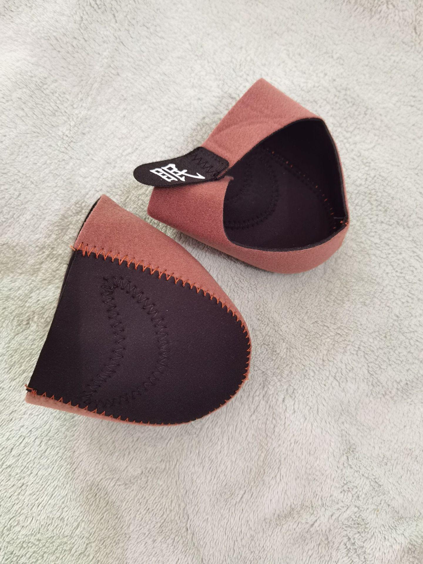 

Мгновенный комфорт Магнитный носок для пятки при подошвенном фасциите для мужчин и женщин Adjustable size 35-44 коричневый