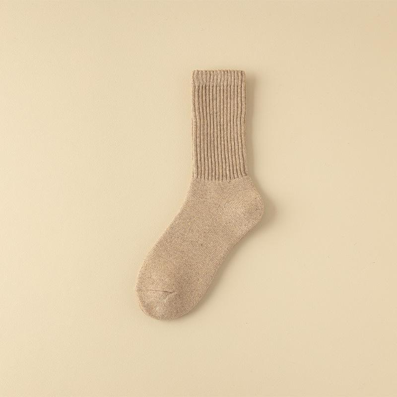 Female Autumn and Winter Solid Color Towel Bottom Thick and Velvet Warm Wool Tube Socks