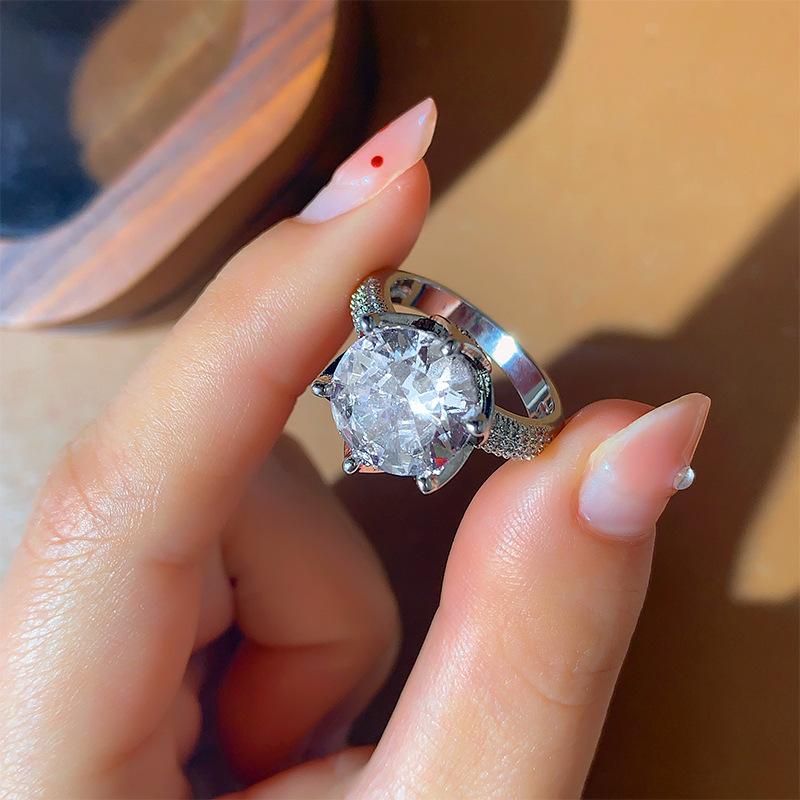 Jewelry Classic Plated Ladies Tk Diamond Ring Ring Six-Claw Luxury White Gold Petals