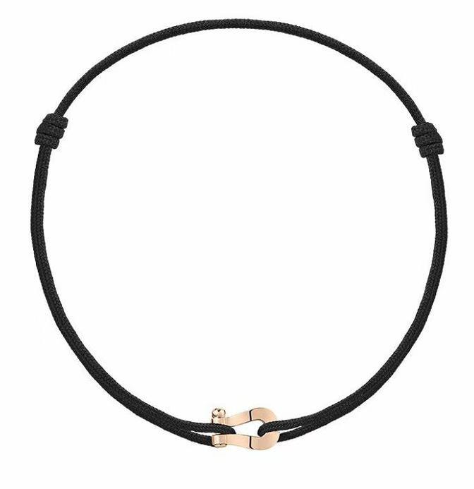 18K Gold Horseshoe Buckle Red String Bracelet - Fashionable and Exquisite Classic with Sterling Silver Detailing