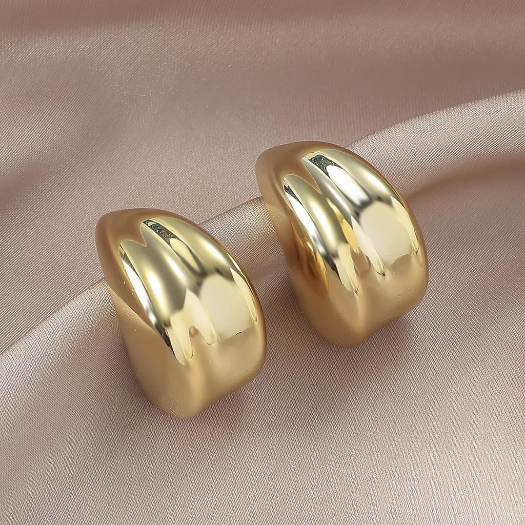 Elegant Gold Personality Stud Earrings - Exaggerated, Unique, and Stylish Accessories for Women