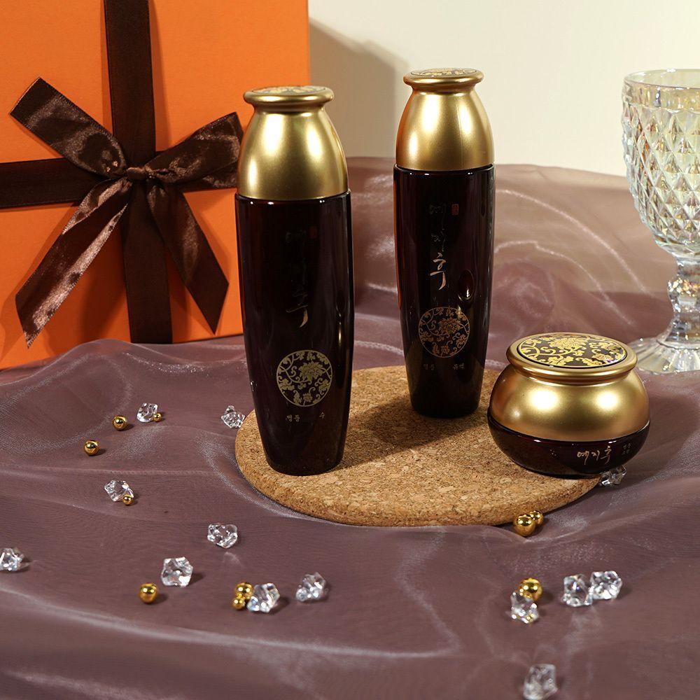 

Ginseng Extract TPRCRJHY Moisturizing Women s Basic Skin 1+Lotion 1+Cream 1