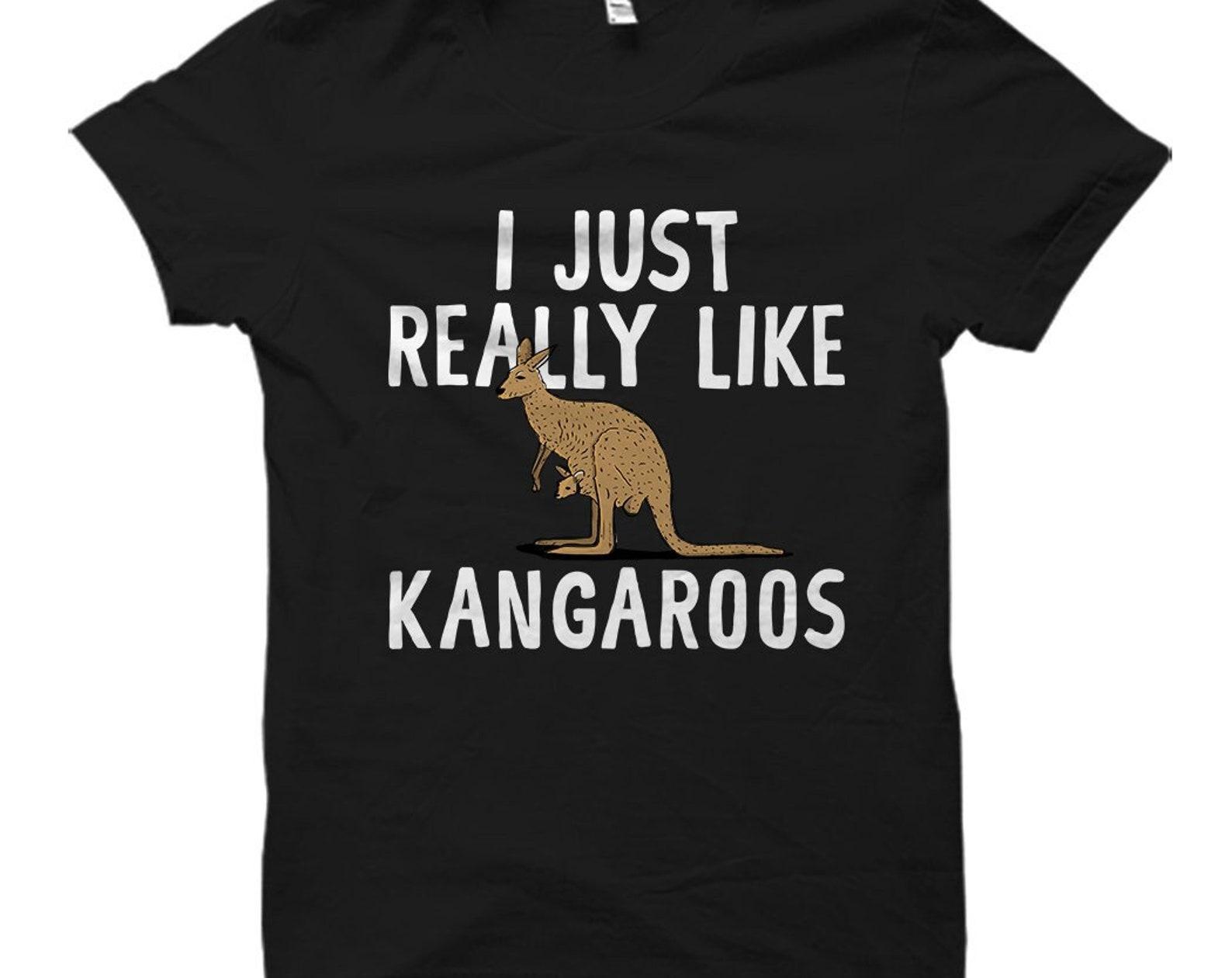 Kangaroo Shirt. Kangaroo Gift. Kangaroo Lover. Animal Shirt. Animal Lover Gift. Kangaroo Fan. Wildlife Shirt. Aussie Shirt. #OS5334 3XL