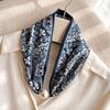 Premium magnetic buckle pearl silk scarf necklace retro flower small scarf Internet celebrities free small scarf