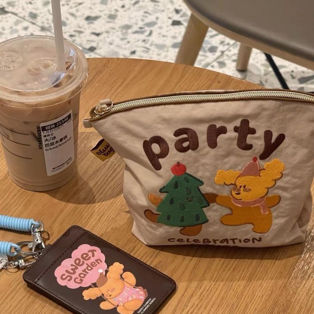 

Квадратная форма, милая вышитая сумка, нейлоновая портативная косметичка, высокопроизводительная косметичка с принтом