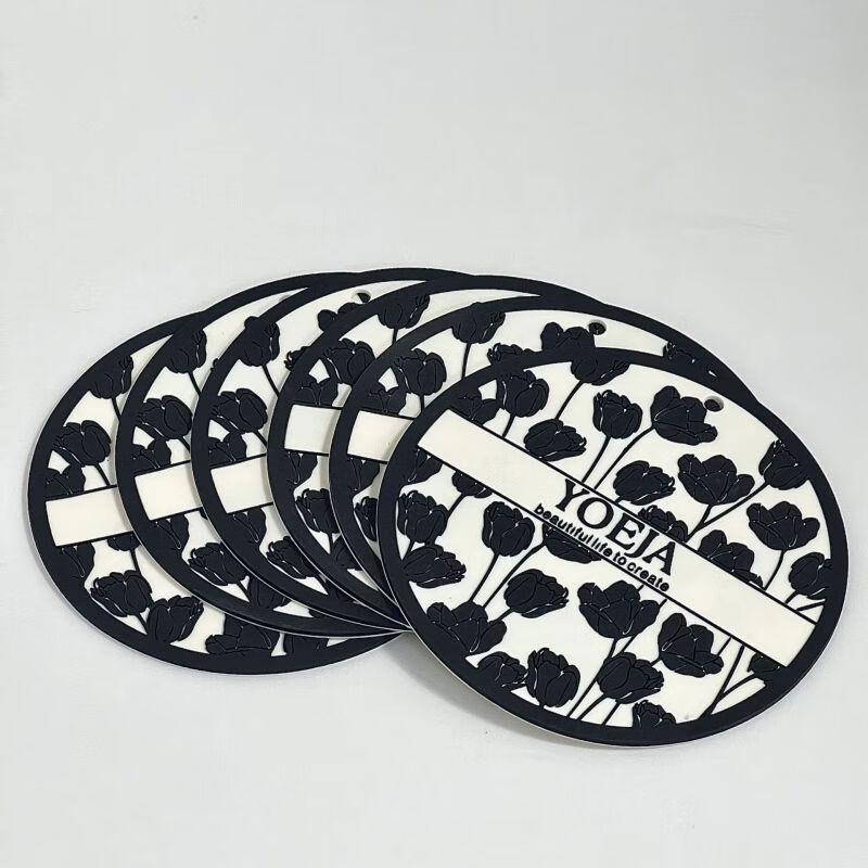 Silicone Heat-Resistant Placemat Set