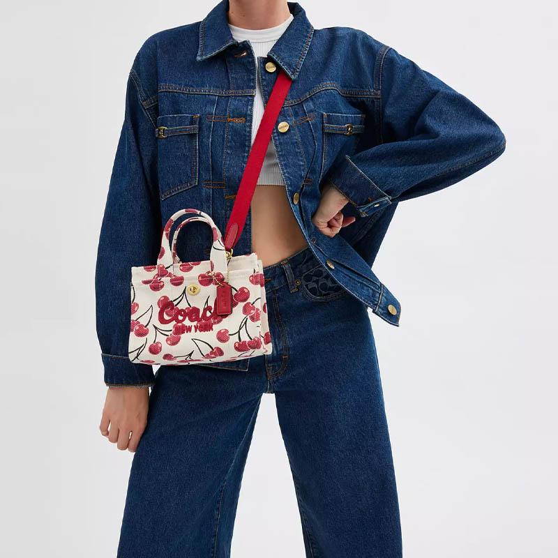 Coach Borsa Tote Stampa Ciliegie New York - Mini Borsa a Mano in Tela con Logo Ricamato - Casual Estivo e Occasioni Regalo CZ104-B4CAH