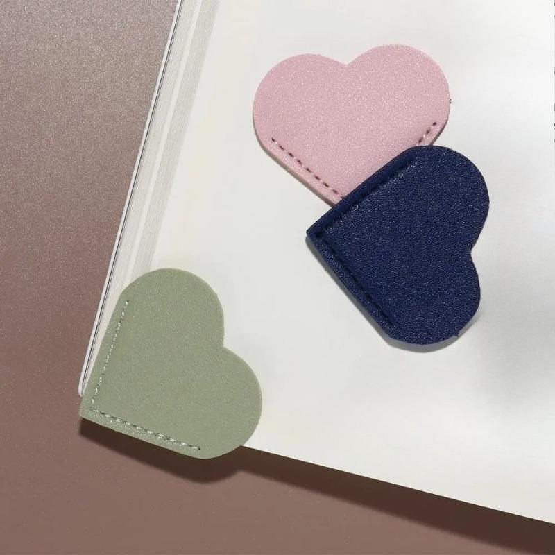 2Pcs Portable Heartshaped Corner Page Marker Vintage Multicolor Leather Bookmark Book Decorative Creative Reading Bookmarks Books