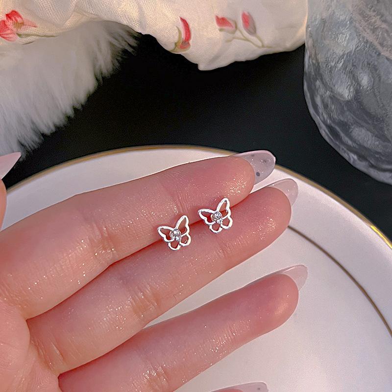S925 Silver Stud Earrings Women's Ear Hole Earrings Niche Design Earbone Studs High-end Earrings