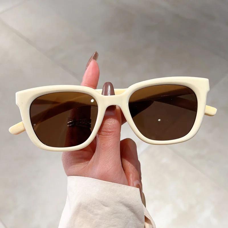 Vintage Square Sunglasses Women For Men Fashion Luxury Brand Designer Sun Glasses Trending Rivet Star Punk Gradient Shades Uv400