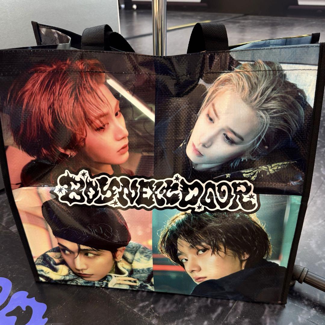 

[USED] BOYNEXTDOOR No Genre Shopper popup Korea