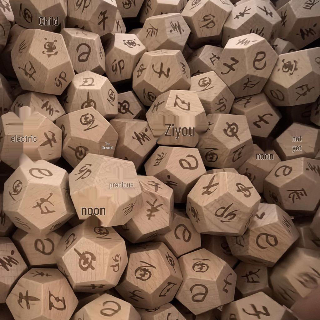 Dadi Zodiacali a 12 Facce: Gioco in Legno di Faggio per Divertimento e Avventura di San Valentino