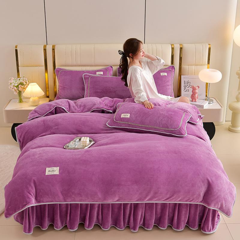 Solid color milk fleece four-piece set, winter thickened warm student dormitory bed sheet four-piece set