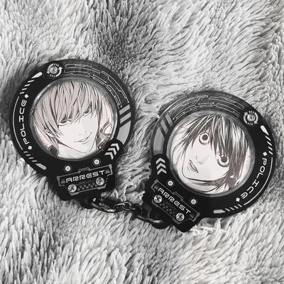 Creative Handcuffs Shaped Photo Frame Badge Display Frame Protective Cover Acrylic Bag Storage Pendant Funny Gift for Friends