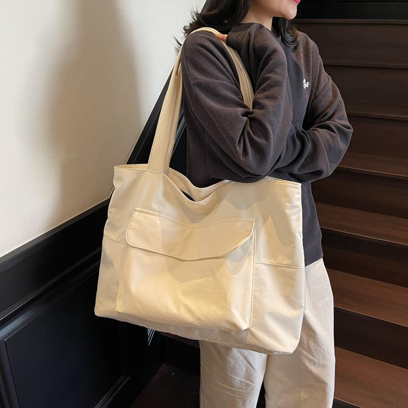 Lightweight Handbag Women Large Capacity Travel Tote Bag Short Trip Commuter Underarm Bag