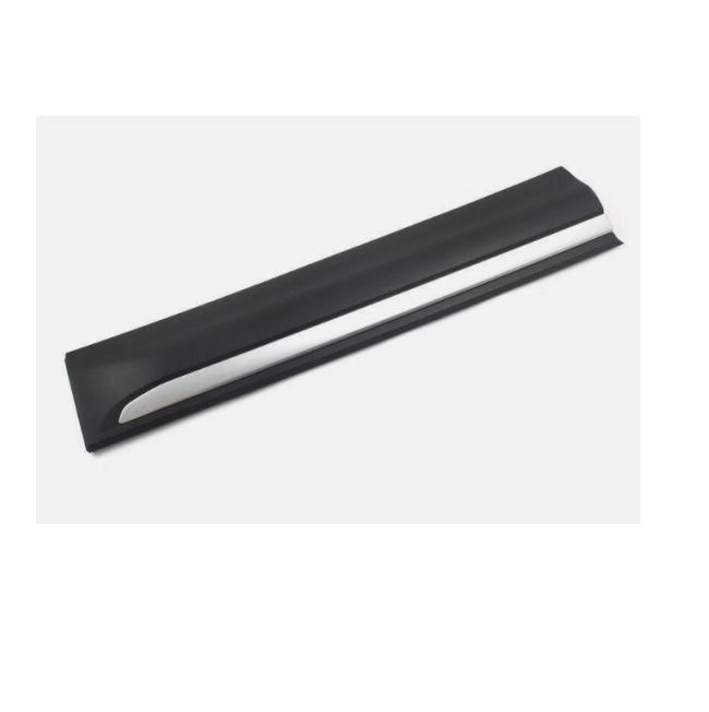 Land Rover Range Rover Front Door Exterior Trim Panel LR045545 LR045546 LR045545 LR045546