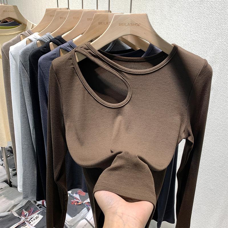Early autumn long-sleeved T-shirt women's bottoming shirt with careful machine design sense of tight-fitting short hollow top