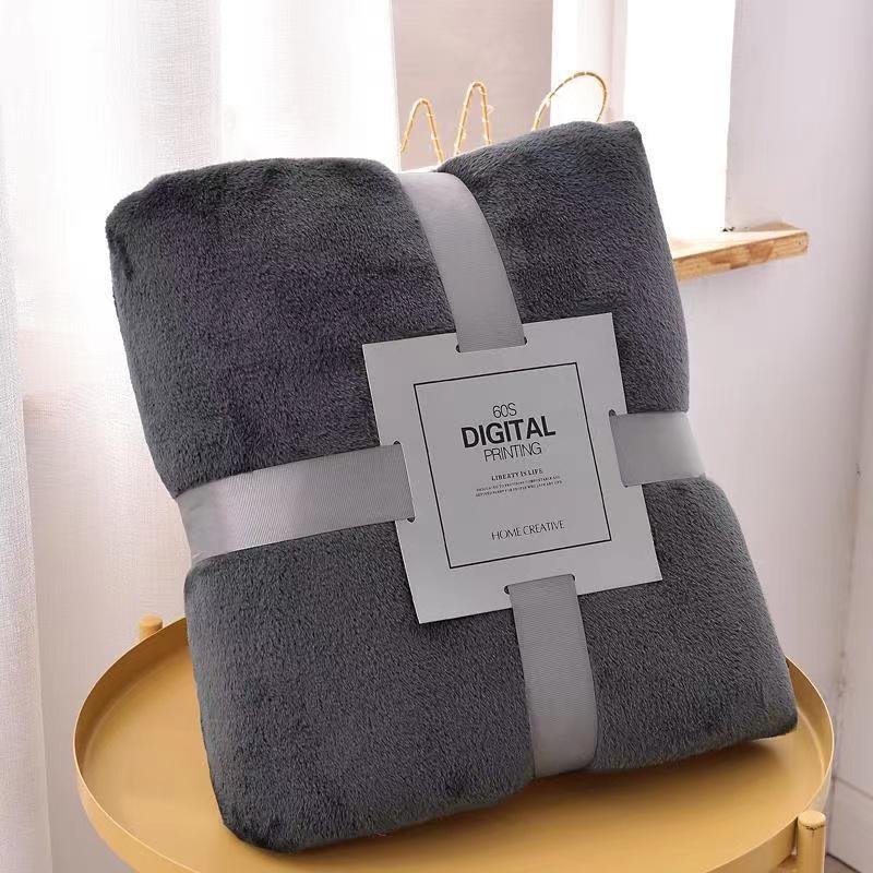 Printed Soft Cozy Warm Custom logo Luxury Sleep Fleece Flannel Polyester Bed Blankets Throws for Winter Sofa
