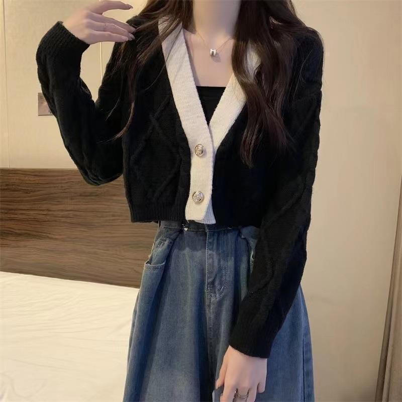 

V-neck Short Women Cardigan Sweater New Spring and Autumn Lazy Wind Loose Fried Dough Twists Knitting Top S чёрный