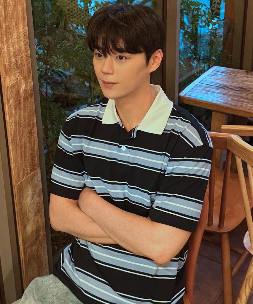 MINDBRIDGE Multi-Stripe Semi-Overfit Collared T-Shirt
