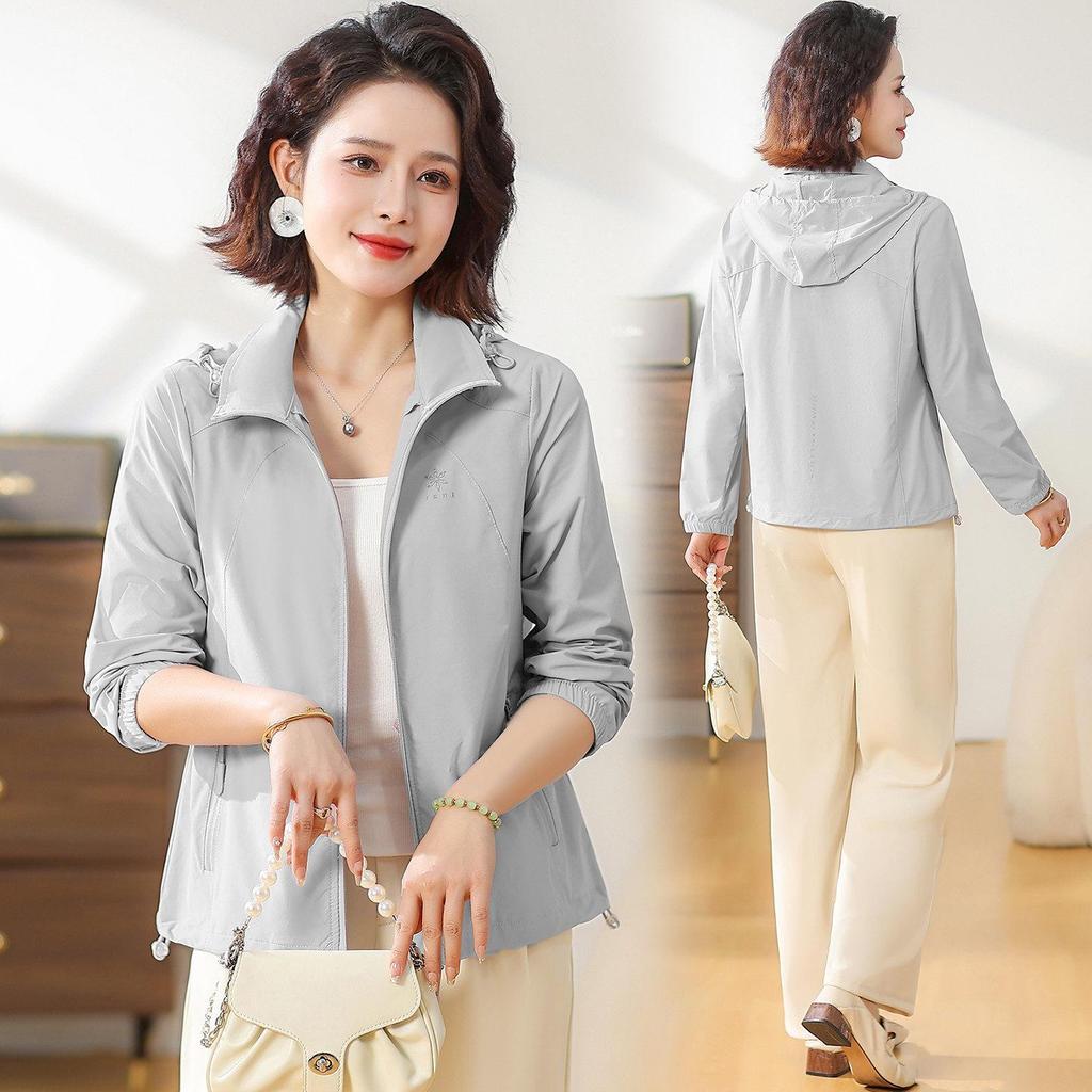 2026 Spring Fashion Sun Protection Jacket for Middle-Aged & Elderly Women - Lightweight, Stylish Summer Wear