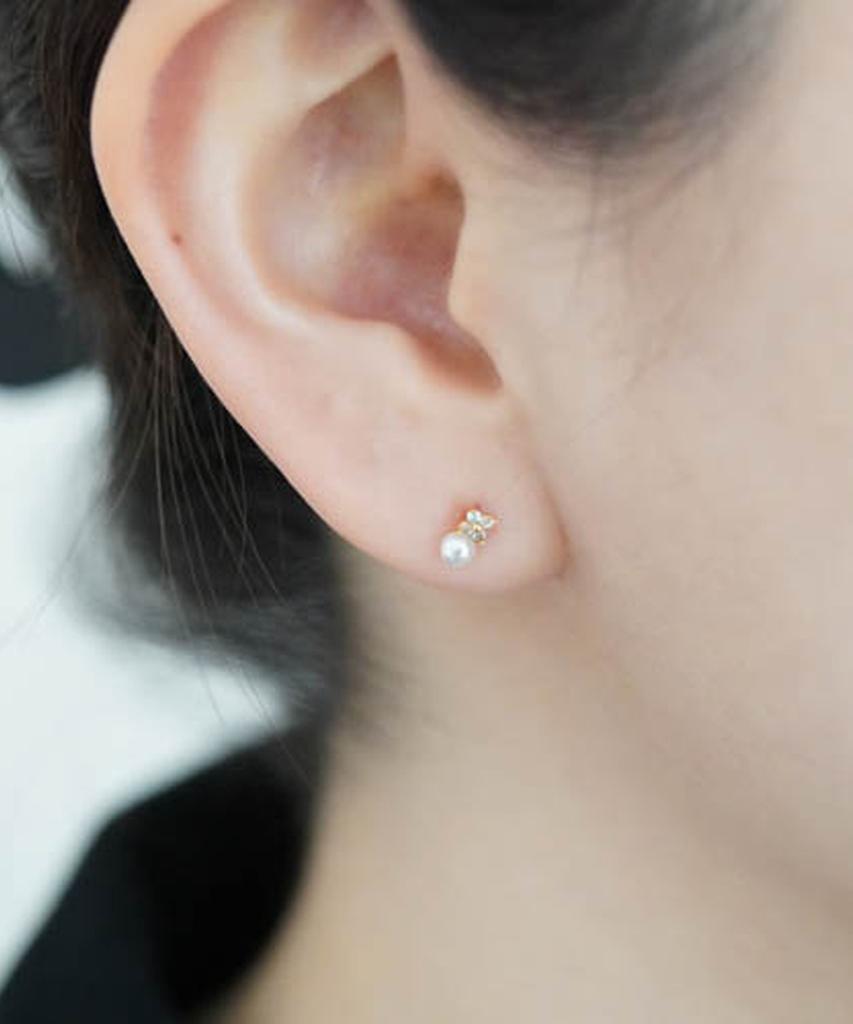 Alleun Silver 925 Swarovski Pearl Cubic Clover Silver Earrings