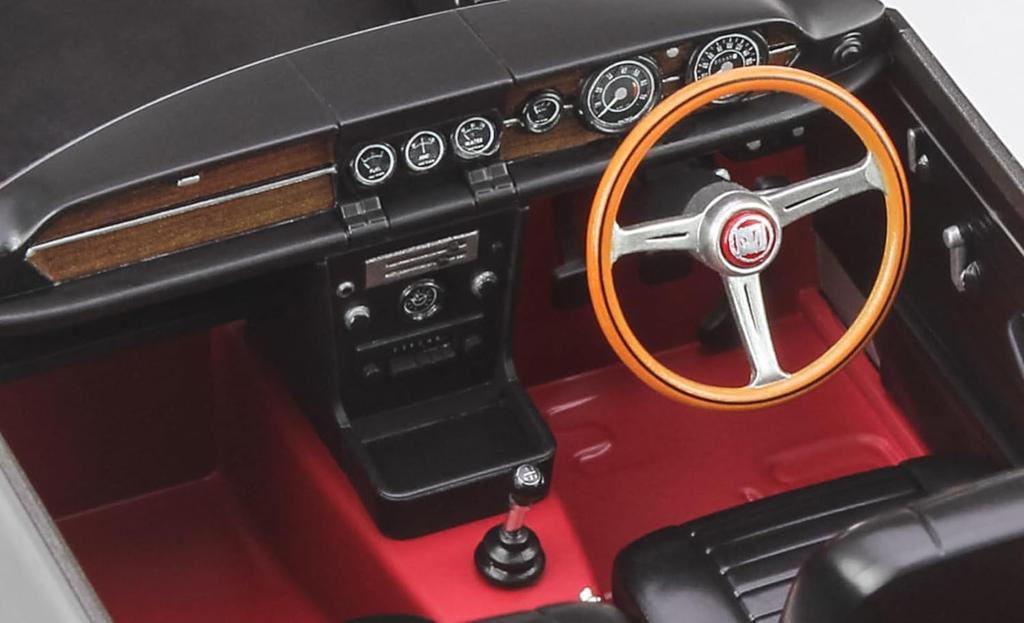 Hasegawa Isuzu Bellett 1600GT 1966 Plastic Model 20701 1/24