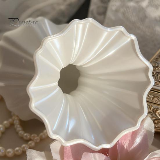Chic Home Accents for Interior Design 3D Printed Artistic Vase, Modern Decorative Flower Minimalist Container, Farmhouse Decor Housewarming