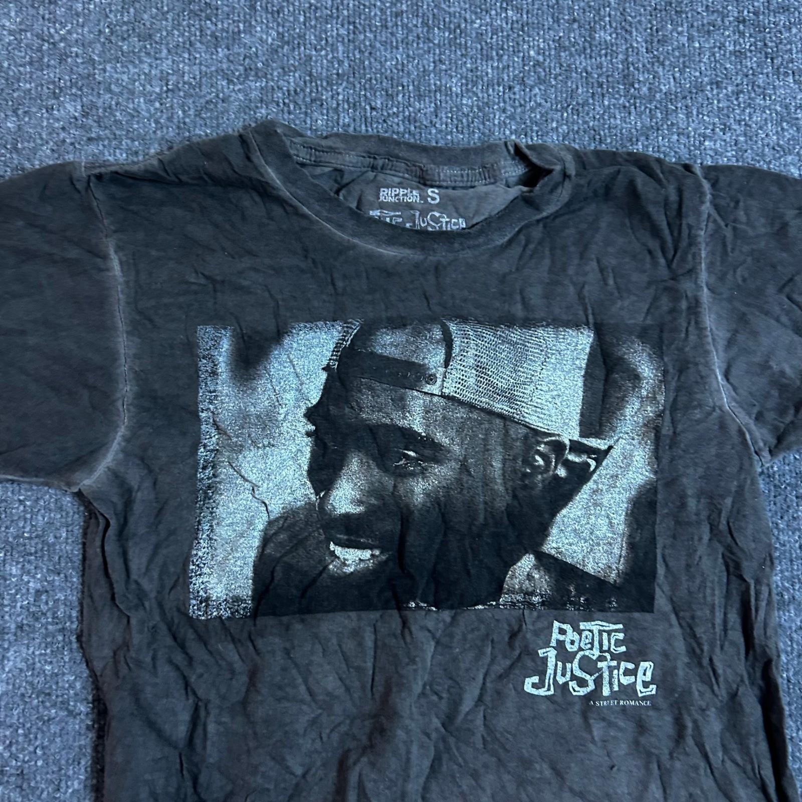 Ripple Junction T-Shirt Mens Size S Poetic Justice Tupac Graphic Faded Wash Unisex T-Shirt M
