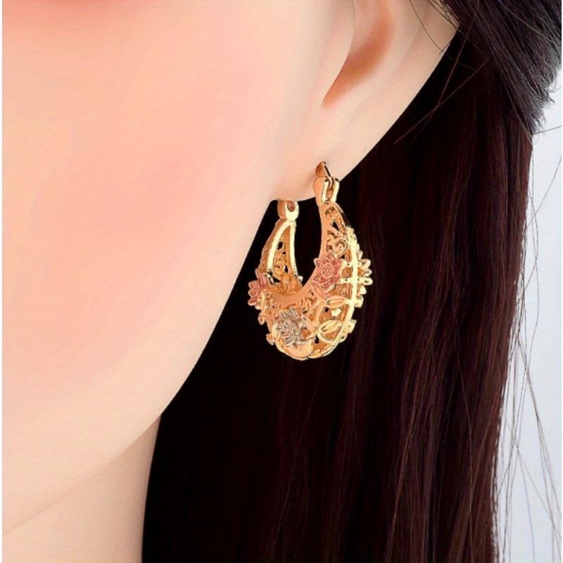 1Pair Elegant Retro Carved Hollow Hoop Earrings, Exquisite Accessories For Women, Perfect Jewelry For Holiday Weddings