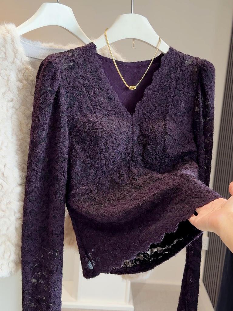 Women's V-Neck Lace Shirt with Chest Pads - Slimming, Long-Sleeved Flocked Design for Autumn/Winter 2025.